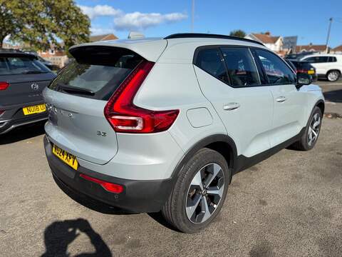Volvo XC40 2.0 B3 MHEV Plus DCT Auto Euro 6 (s/s) 5dr - U79131
