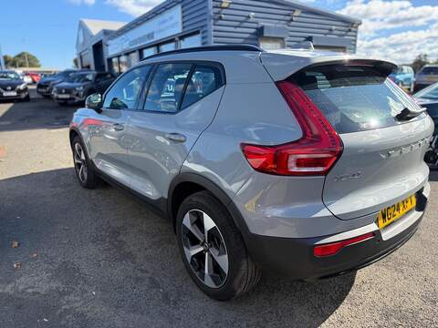 Volvo XC40 2.0 B3 MHEV Plus DCT Auto Euro 6 (s/s) 5dr - U79131