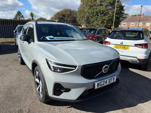 Volvo XC40 2.0 B3 MHEV Plus DCT Auto Euro 6 (s/s) 5dr - U79131