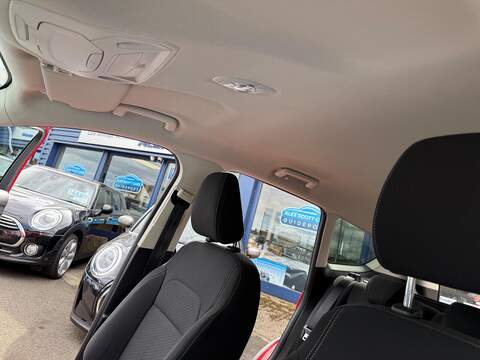 Ford Kuga 1.5T EcoBoost Zetec SUV 5dr Petrol Auto AWD Euro 6 (s/s) (176 ps) - U79138