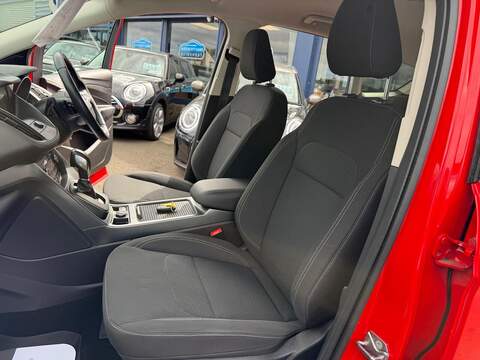 Ford Kuga 1.5T EcoBoost Zetec SUV 5dr Petrol Auto AWD Euro 6 (s/s) (176 ps) - U79138