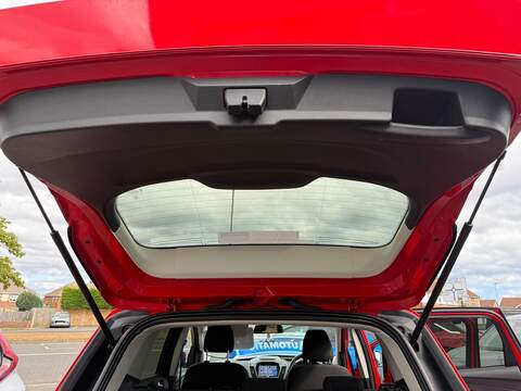 Ford Kuga 1.5T EcoBoost Zetec SUV 5dr Petrol Auto AWD Euro 6 (s/s) (176 ps) - U79138