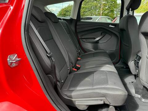 Ford Kuga 1.5T EcoBoost Zetec SUV 5dr Petrol Auto AWD Euro 6 (s/s) (176 ps) - U79138