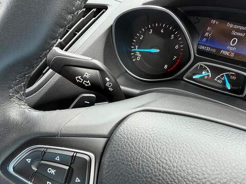 Ford Kuga 1.5T EcoBoost Zetec SUV 5dr Petrol Auto AWD Euro 6 (s/s) (176 ps) - U79138