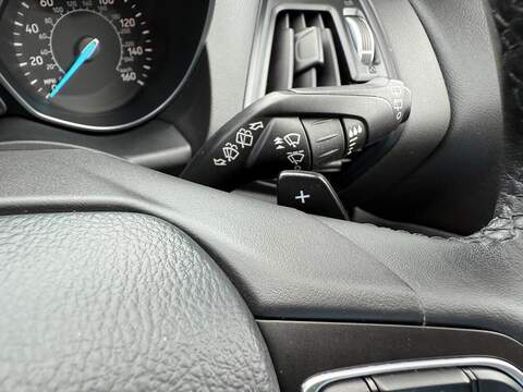 Ford Kuga 1.5T EcoBoost Zetec SUV 5dr Petrol Auto AWD Euro 6 (s/s) (176 ps) - U79138