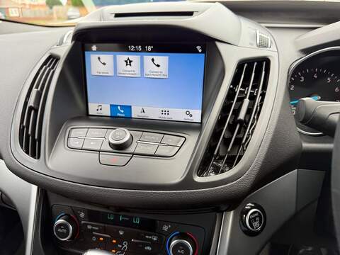 Ford Kuga 1.5T EcoBoost Zetec SUV 5dr Petrol Auto AWD Euro 6 (s/s) (176 ps) - U79138