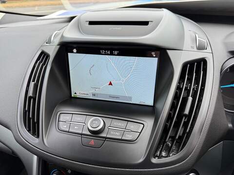 Ford Kuga 1.5T EcoBoost Zetec SUV 5dr Petrol Auto AWD Euro 6 (s/s) (176 ps) - U79138