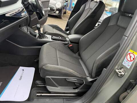 Audi Q3 1.5 TFSI CoD 35 Black Edition S Tronic Euro 6 (s/s) 5dr - U79141