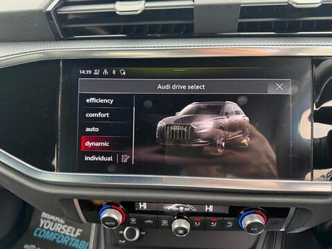 Audi Q3 1.5 TFSI CoD 35 Black Edition S Tronic Euro 6 (s/s) 5dr - U79141