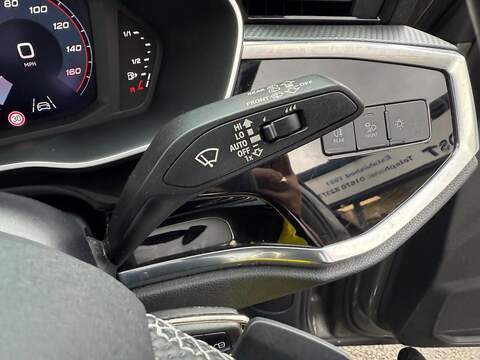 Audi Q3 1.5 TFSI CoD 35 Black Edition S Tronic Euro 6 (s/s) 5dr - U79141