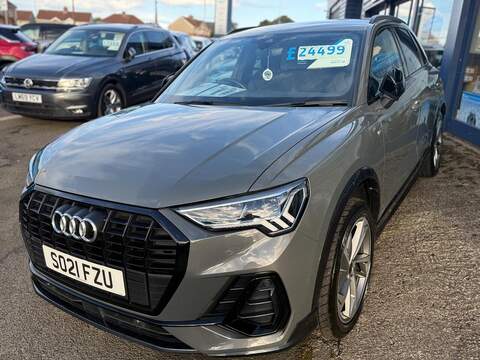 Audi Q3 1.5 TFSI CoD 35 Black Edition S Tronic Euro 6 (s/s) 5dr - U79141