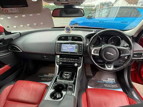 Jaguar XE 2.0 GTDi R-Sport Saloon 4dr Petrol Auto Euro 6 (s/s) (200 ps) - U79144