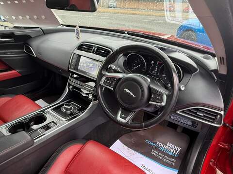 Jaguar XE 2.0 GTDi R-Sport Saloon 4dr Petrol Auto Euro 6 (s/s) (200 ps) - U79144