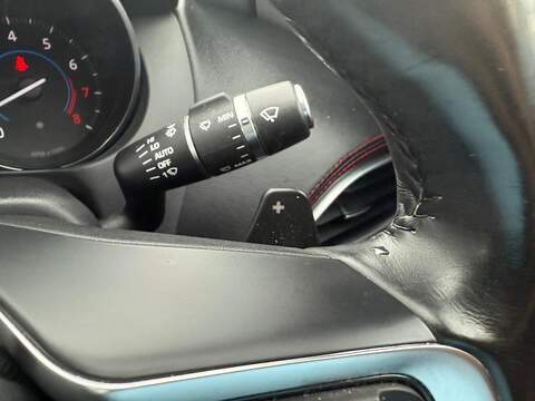 Jaguar XE 2.0 GTDi R-Sport Saloon 4dr Petrol Auto Euro 6 (s/s) (200 ps) - U79144