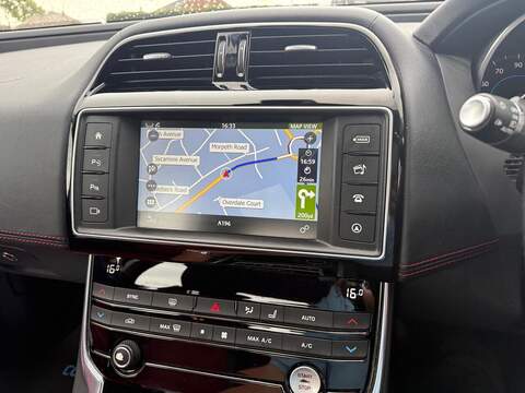 Jaguar XE 2.0 GTDi R-Sport Saloon 4dr Petrol Auto Euro 6 (s/s) (200 ps) - U79144
