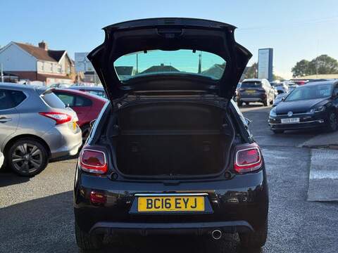 DS AUTOMOBILES DS 3 1.2 PureTech Prestige Hatchback 3dr Petrol EAT6 Euro 6 (s/s) (110 ps) - U79149