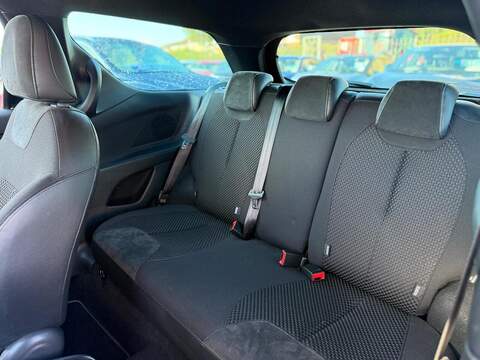 DS AUTOMOBILES DS 3 1.2 PureTech Prestige Hatchback 3dr Petrol EAT6 Euro 6 (s/s) (110 ps) - U79149