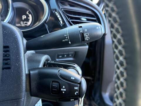 DS AUTOMOBILES DS 3 1.2 PureTech Prestige Hatchback 3dr Petrol EAT6 Euro 6 (s/s) (110 ps) - U79149