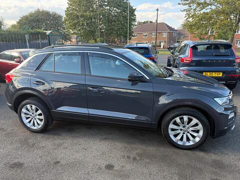 Volkswagen T-Roc 1.0 TSI SE SUV 5dr Petrol Manual Euro 6 (s/s) (115 ps) - U79185