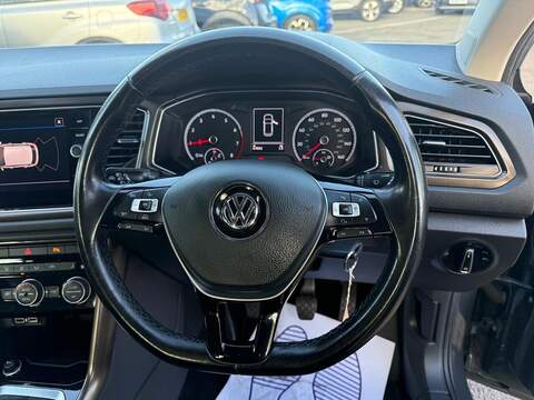 Volkswagen T-Roc 1.0 TSI SE SUV 5dr Petrol Manual Euro 6 (s/s) (115 ps) - U79185