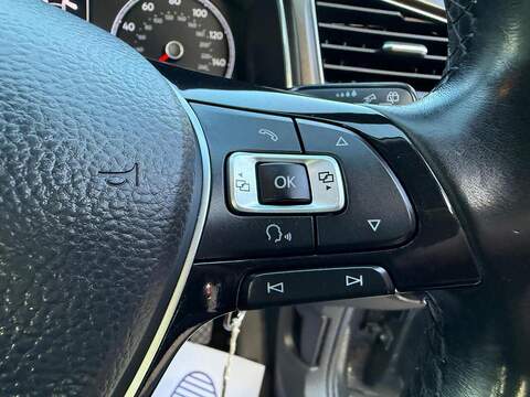 Volkswagen T-Roc 1.0 TSI SE SUV 5dr Petrol Manual Euro 6 (s/s) (115 ps) - U79185