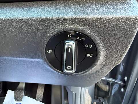 Volkswagen T-Roc 1.0 TSI SE SUV 5dr Petrol Manual Euro 6 (s/s) (115 ps) - U79185