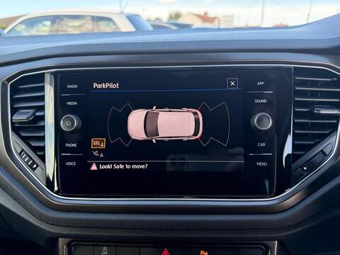 Volkswagen T-Roc 1.0 TSI SE SUV 5dr Petrol Manual Euro 6 (s/s) (115 ps) - U79185