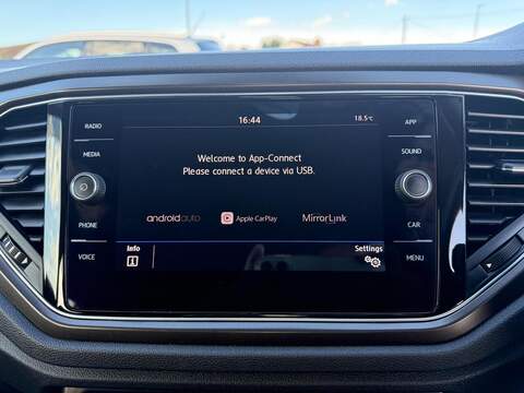 Volkswagen T-Roc 1.0 TSI SE SUV 5dr Petrol Manual Euro 6 (s/s) (115 ps) - U79185