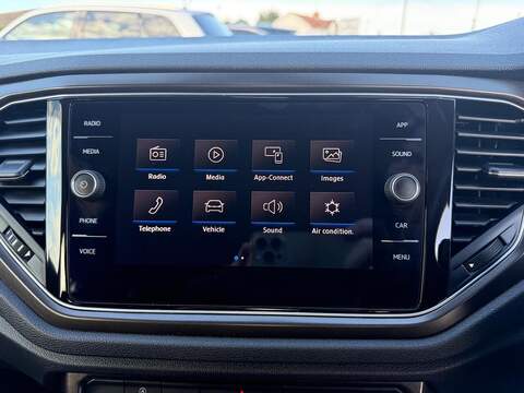 Volkswagen T-Roc 1.0 TSI SE SUV 5dr Petrol Manual Euro 6 (s/s) (115 ps) - U79185