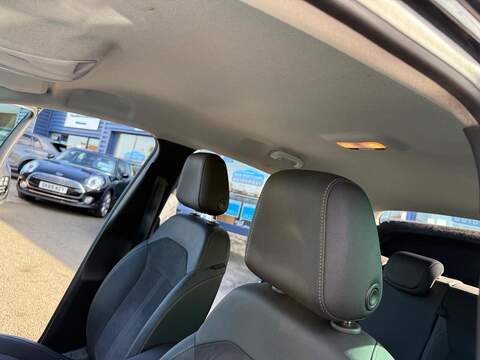 Vauxhall Crossland 1.2 Turbo Ultimate Auto Euro 6 (s/s) 5dr - U79186