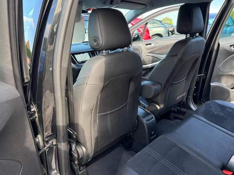 Vauxhall Crossland 1.2 Turbo Ultimate Auto Euro 6 (s/s) 5dr - U79186