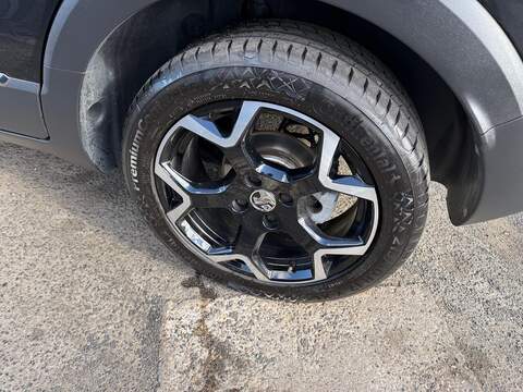 Vauxhall Crossland 1.2 Turbo Ultimate Auto Euro 6 (s/s) 5dr - U79186