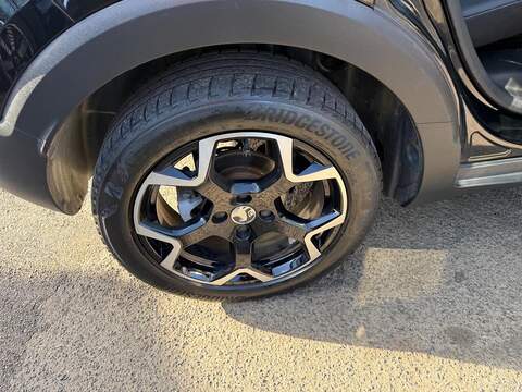 Vauxhall Crossland 1.2 Turbo Ultimate Auto Euro 6 (s/s) 5dr - U79186