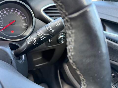 Vauxhall Crossland 1.2 Turbo Ultimate Auto Euro 6 (s/s) 5dr - U79186