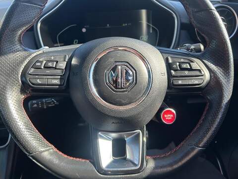 MG MG HS 1.5 T-GDI Exclusive DCT Euro 6 (s/s) 5dr - U79187