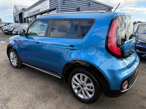 Kia Soul 1.6 CRDi 2 SUV 5dr Diesel DCT Euro 6 (134 bhp) - U79192