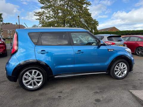 Kia Soul 1.6 CRDi 2 SUV 5dr Diesel DCT Euro 6 (134 bhp) - U79192