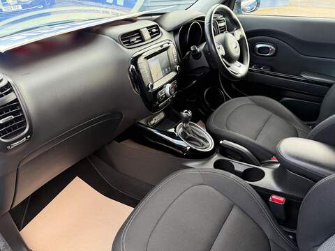 Kia Soul 1.6 CRDi 2 SUV 5dr Diesel DCT Euro 6 (134 bhp) - U79192