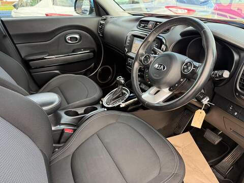 Kia Soul 1.6 CRDi 2 SUV 5dr Diesel DCT Euro 6 (134 bhp) - U79192