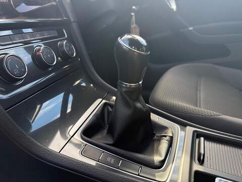 Volkswagen Golf 1.0 TSI Match Hatchback 5dr Petrol Manual Euro 6 (s/s) (115 ps) - U79196