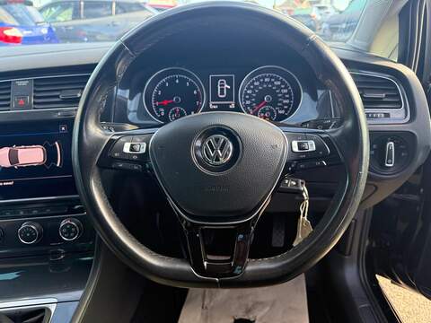 Volkswagen Golf 1.0 TSI Match Hatchback 5dr Petrol Manual Euro 6 (s/s) (115 ps) - U79196