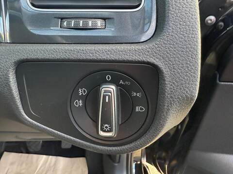 Volkswagen Golf 1.0 TSI Match Hatchback 5dr Petrol Manual Euro 6 (s/s) (115 ps) - U79196