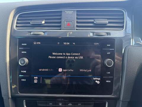 Volkswagen Golf 1.0 TSI Match Hatchback 5dr Petrol Manual Euro 6 (s/s) (115 ps) - U79196