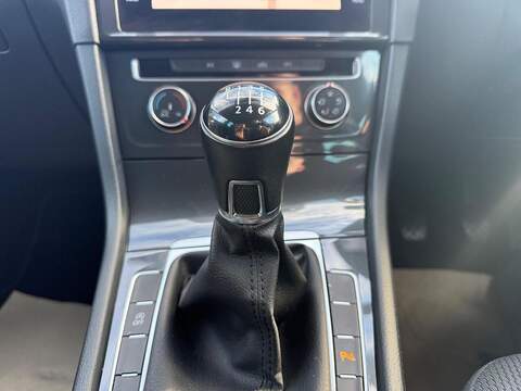 Volkswagen Golf 1.0 TSI Match Hatchback 5dr Petrol Manual Euro 6 (s/s) (115 ps) - U79196