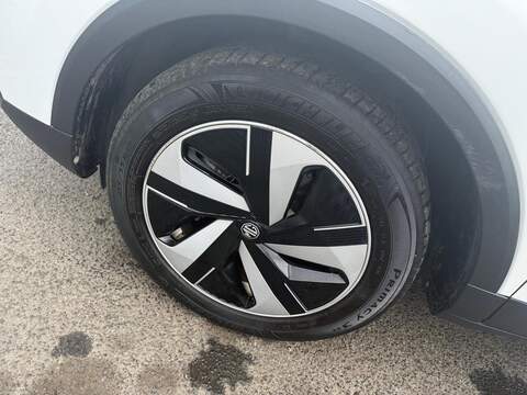 MG MG ZS 51.1kWh Trophy Auto 5dr - U79204