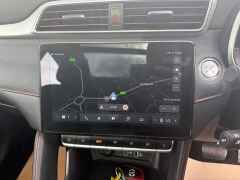 MG MG ZS 51.1kWh Trophy Auto 5dr - U79204