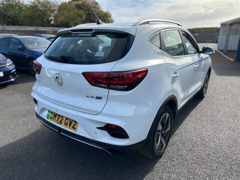 MG MG ZS 51.1kWh Trophy Auto 5dr - U79204