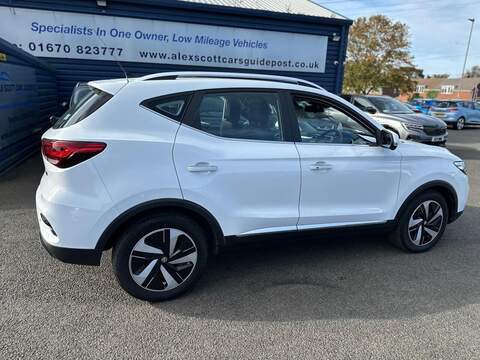 MG MG ZS 51.1kWh Trophy Auto 5dr - U79204