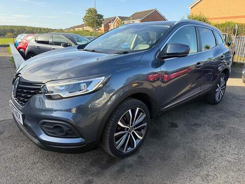 Renault Kadjar 1.3 TCe Iconic SUV 5dr Petrol Manual Euro 6 (s/s) (140 ps) - U79205
