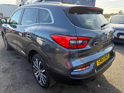 Renault Kadjar 1.3 TCe Iconic SUV 5dr Petrol Manual Euro 6 (s/s) (140 ps) - U79205